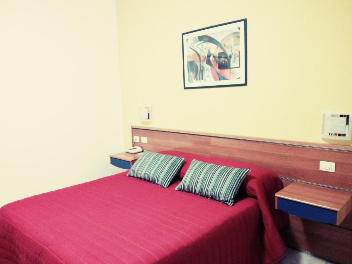 Hotel San Lorenzo Pegognaga Kamer foto